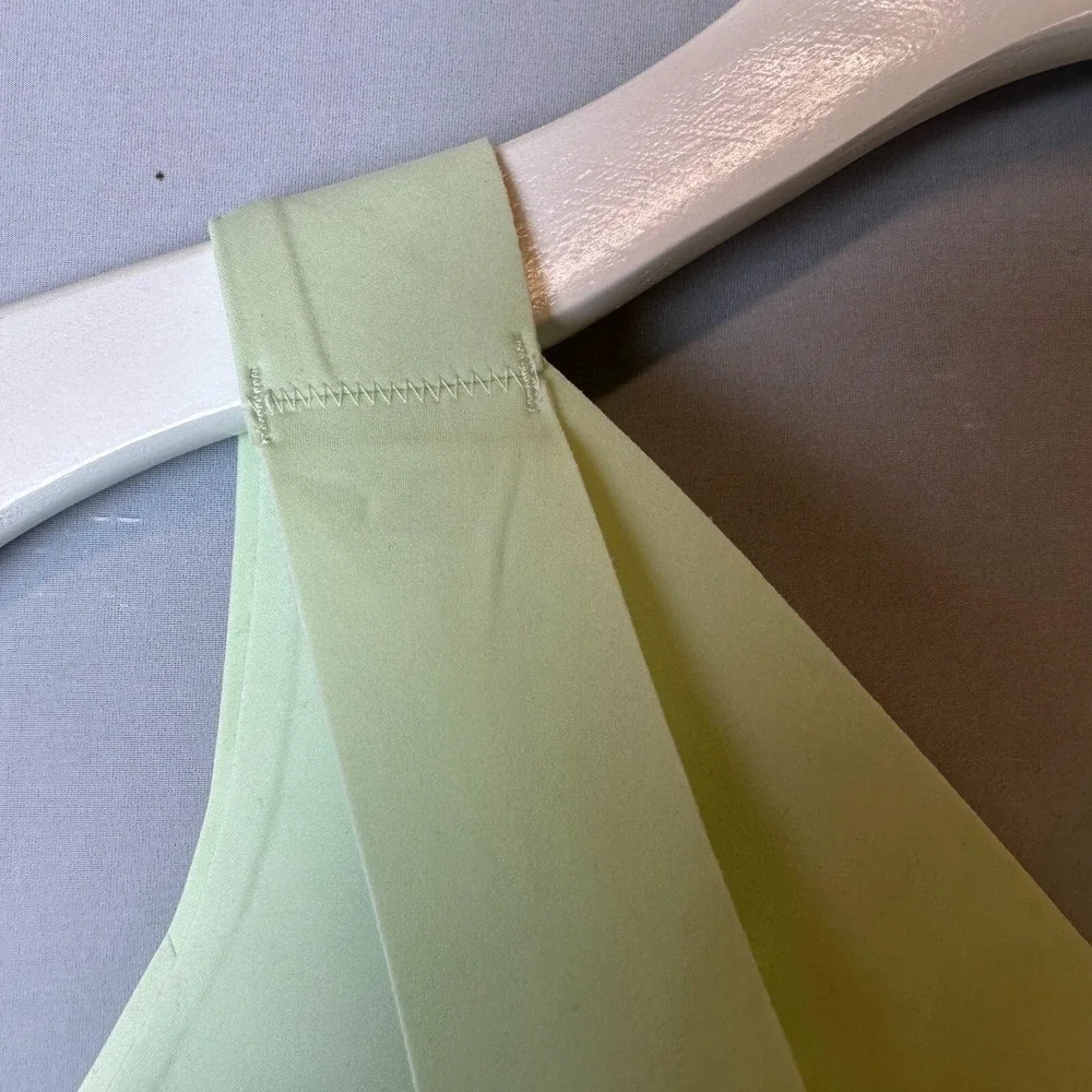 Lululemon Bra Womens 32C Green Sports Enlite Front Zip High Support Running - Picture 13 of 13
